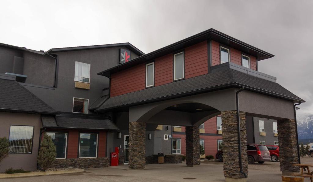 The Kanata Inns Invermere — Hotel in Invermere (BC)