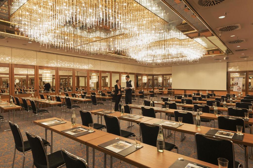Meeting room / ballrooms