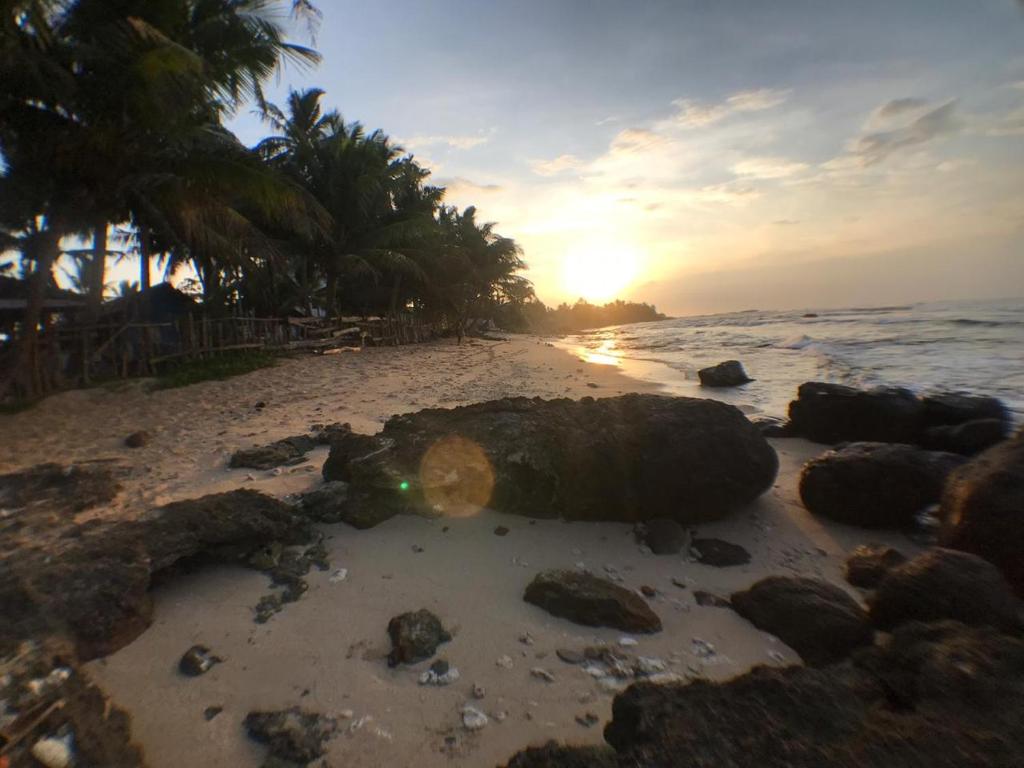 Ram's Surfing Beach,Midigama photo