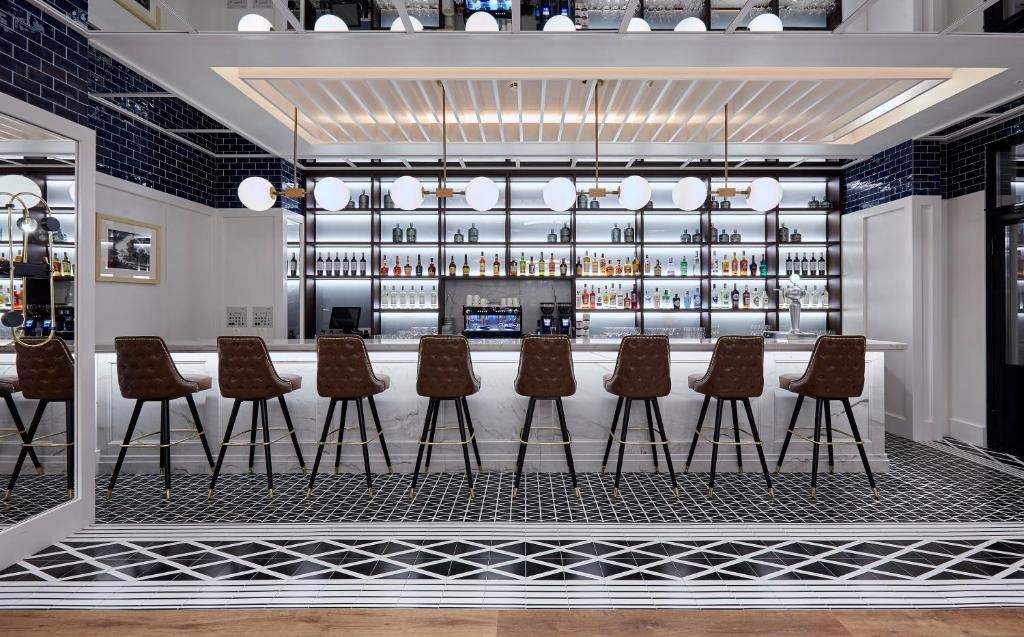 Pub/Lounge