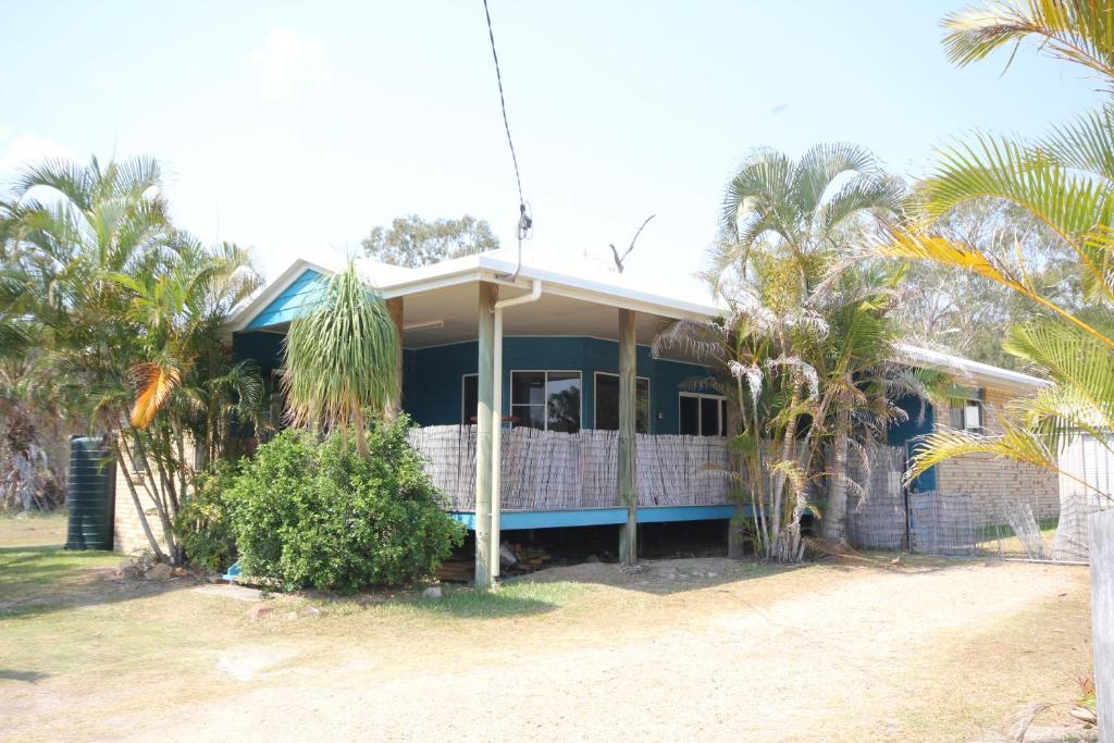CASTAWAY BEACH HOUSE- NO Parties - NO Pets — Hotel in Agnes Water