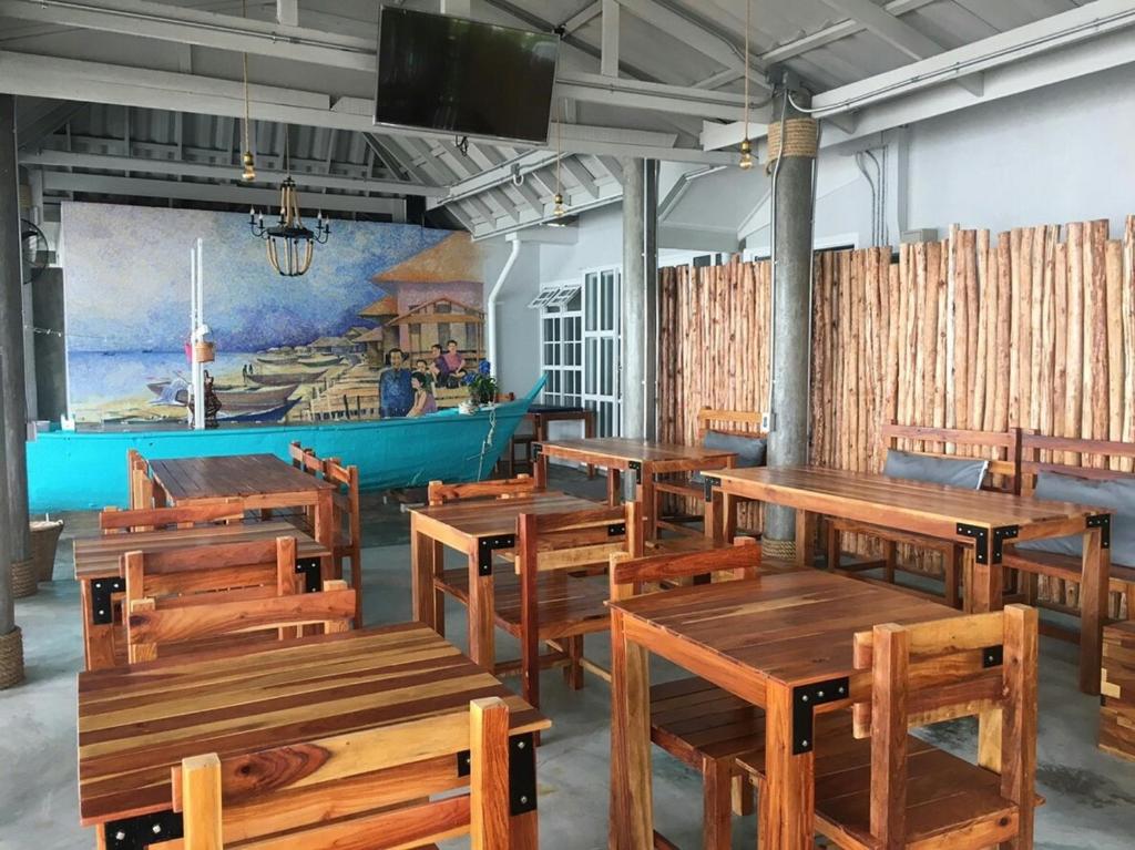 ซี แซนด์ เฮาส์ รีสอร์ท (Sea Sand House Resort)