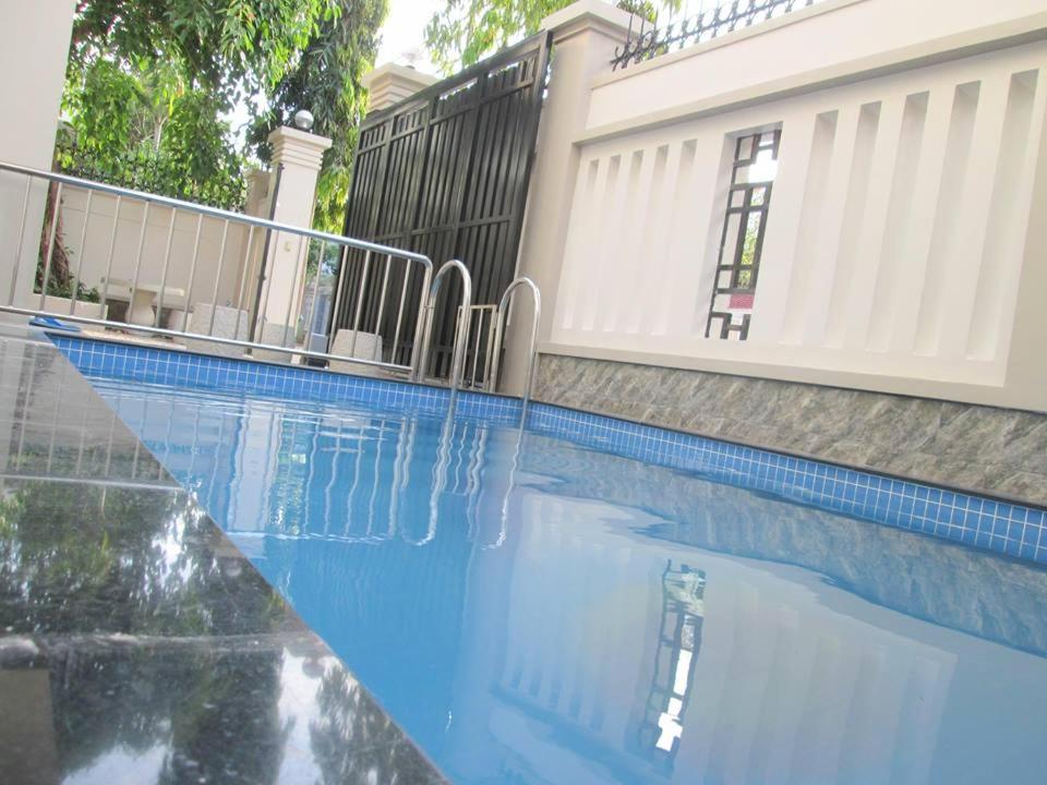 Villa D8 - Đi Bộ Ra Biển 200 Met - Free Bida - 호텔 이미지 1