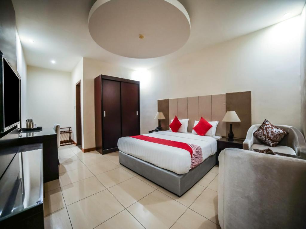 Night Inn Hotel photo