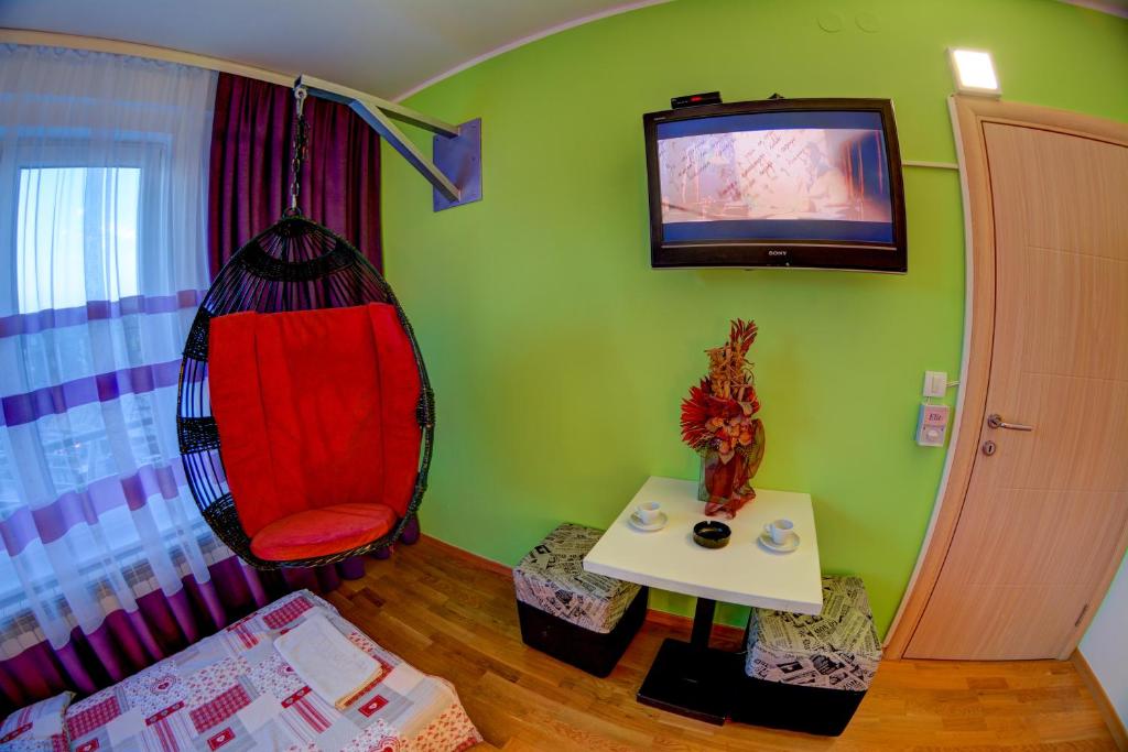 Rooms And Apartments S photo