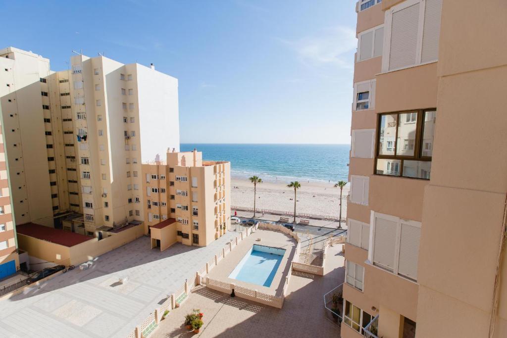 Apartamento Malibu Cadiz playa - 2