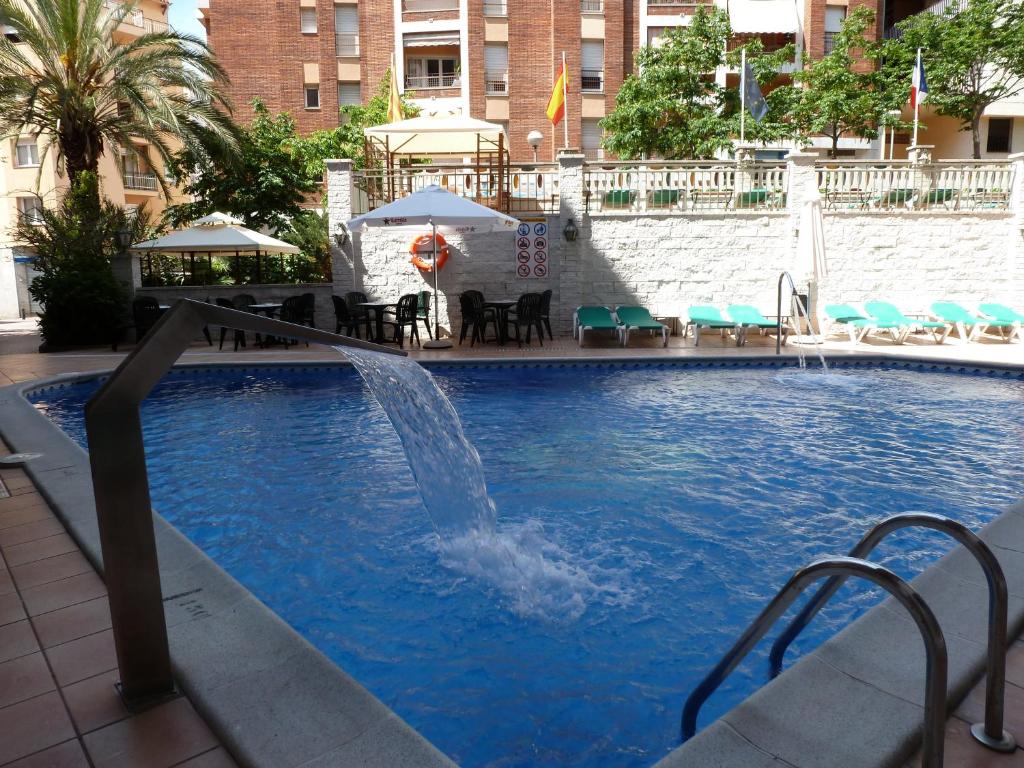 Hotel La Carolina — Swimming pool in Lloret de Mar, Catalonia