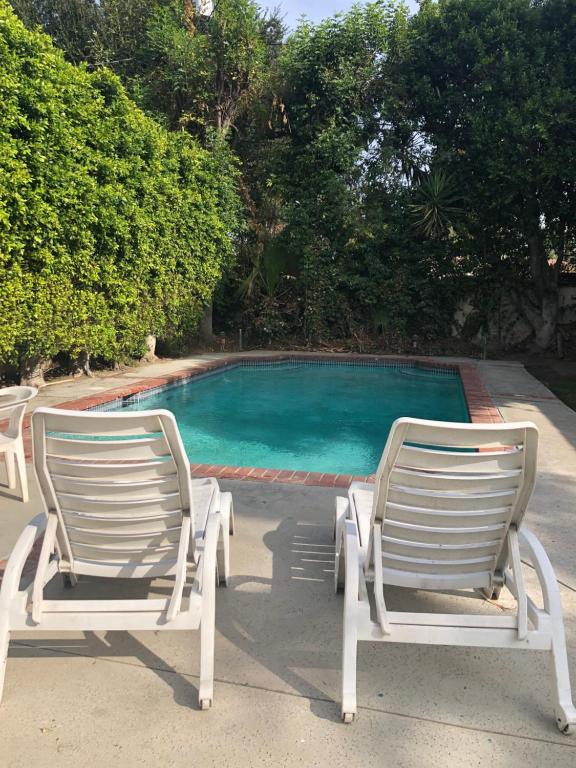 Lovely Studio with a pool photo
