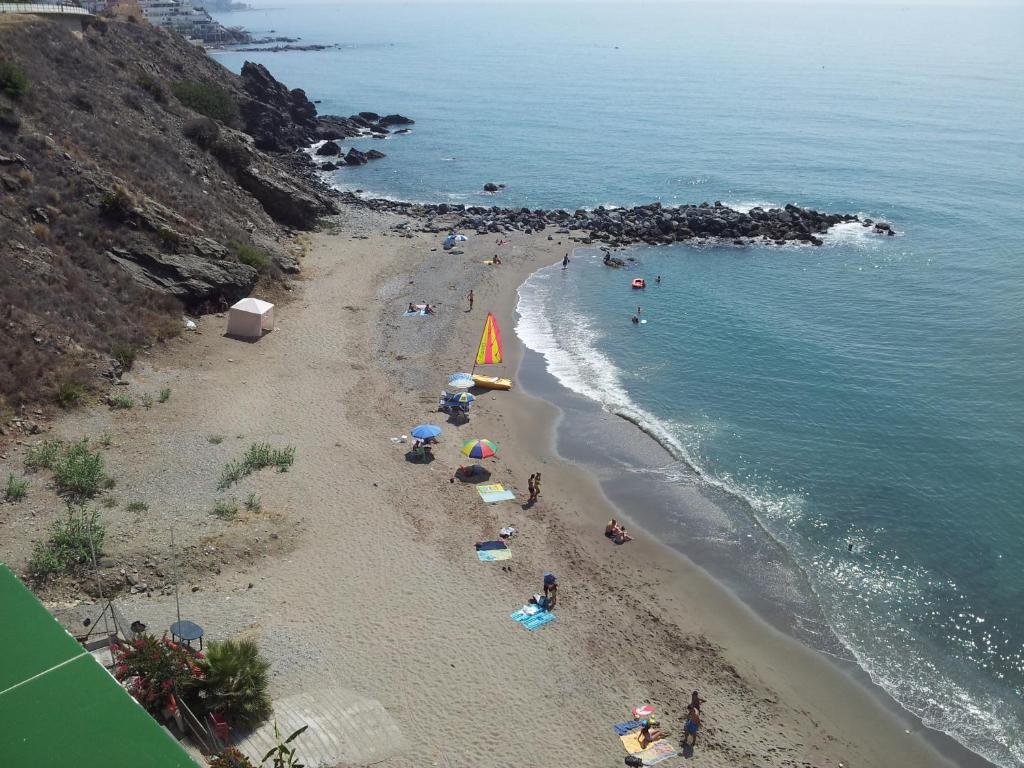 Apartamento en Playa Semi-Privada - 3