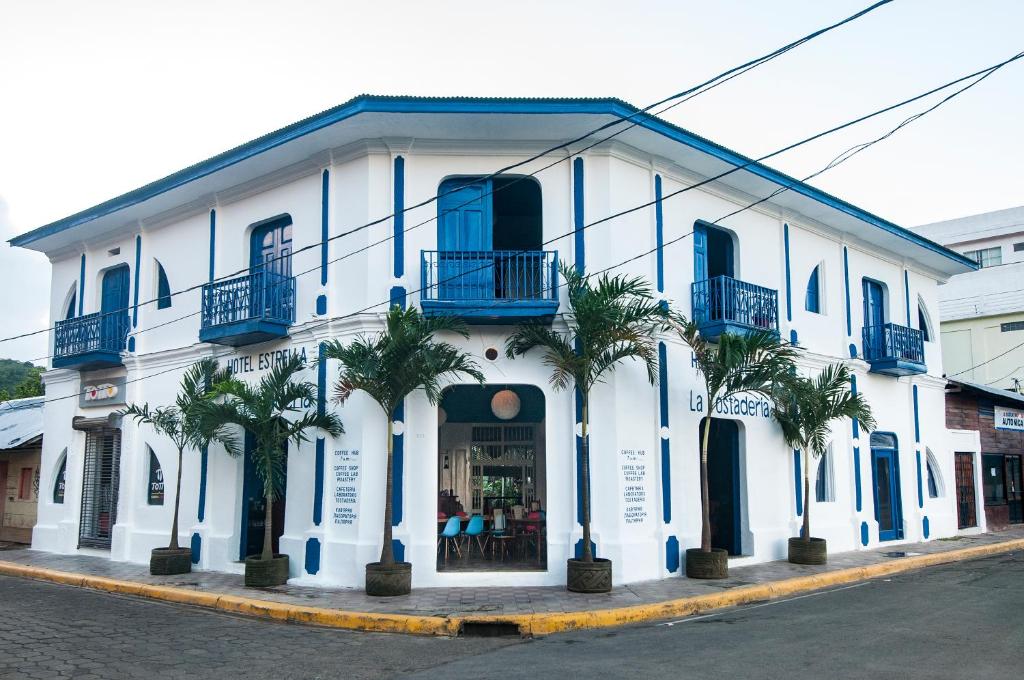 Estrella Beachfront Hotel photo