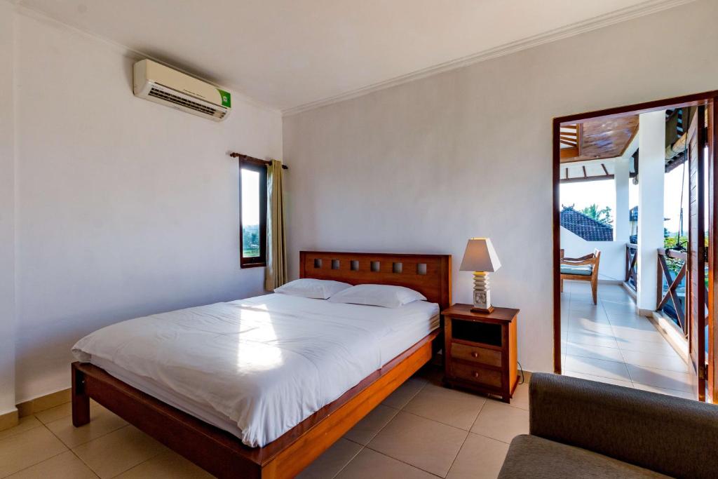 Medewi Surf Villa photo