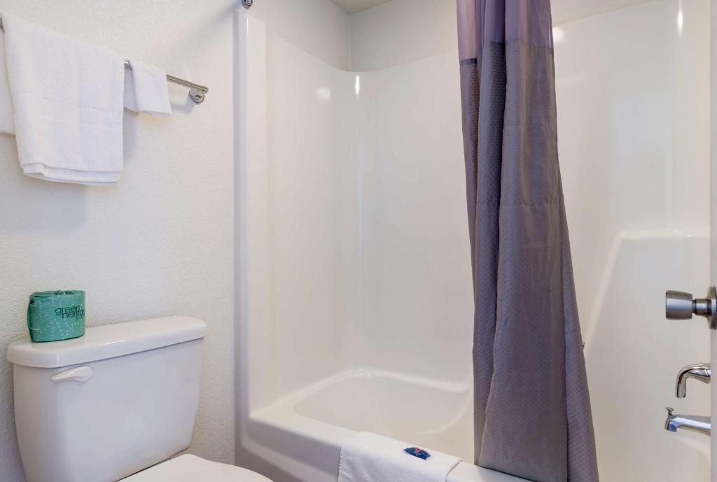 Motel 6-Connellys Springs, NC photo
