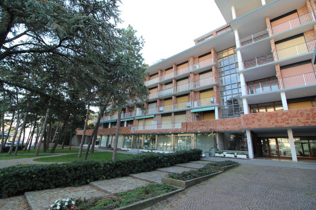 Residence Pineta Palace - 1