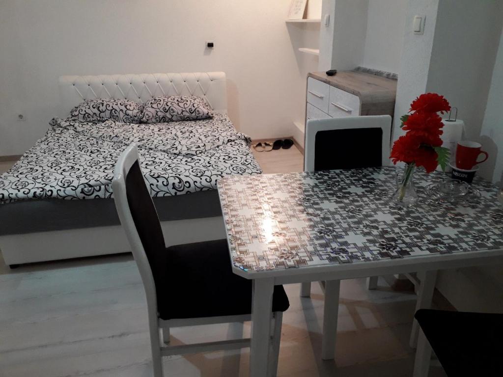 Studio Nena — Hotel in Mostar