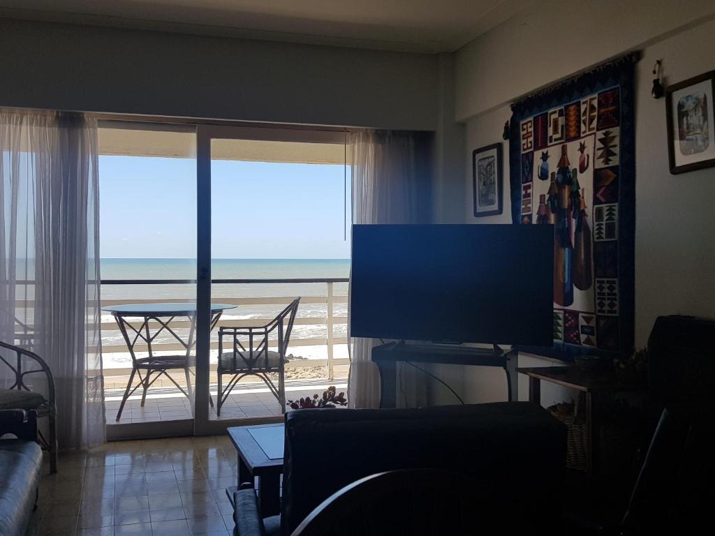 Sur Vi Semipiso, Miramar