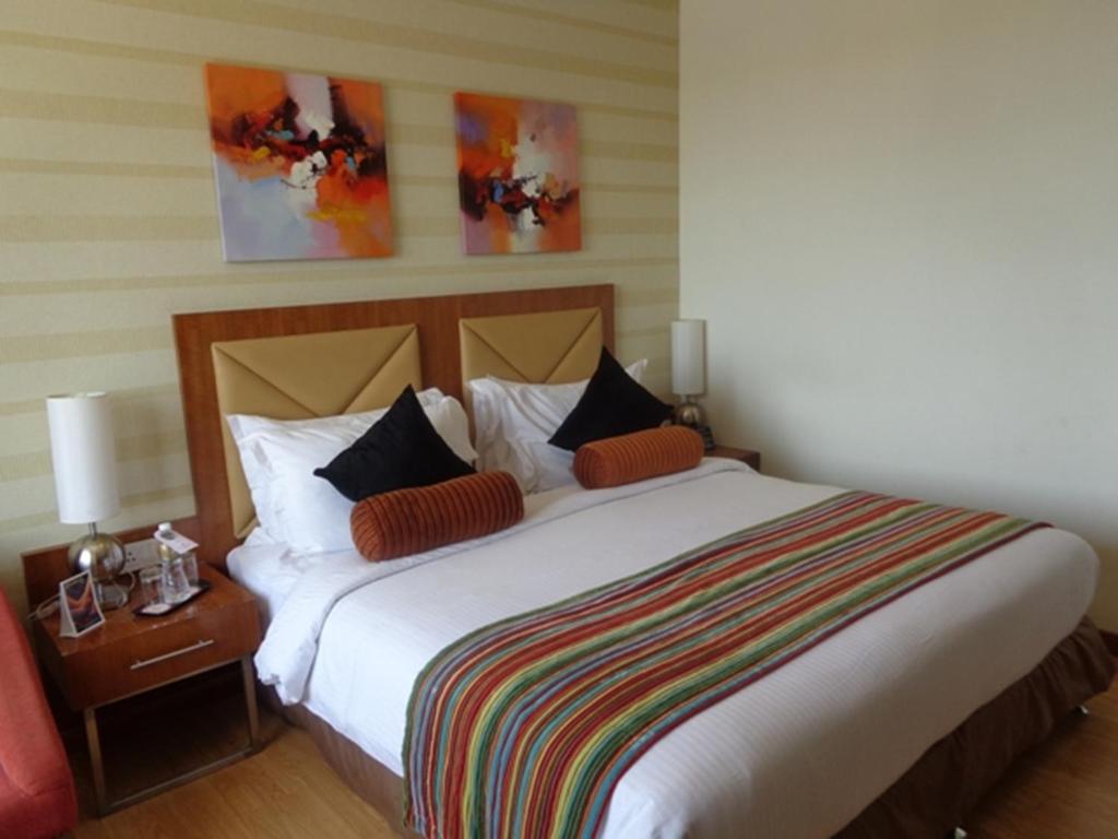 Ramada Hotel Ahmedabad - Room Deals, Reviews & Photos (India)