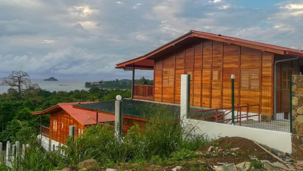 Domus Guesthouse, Santana