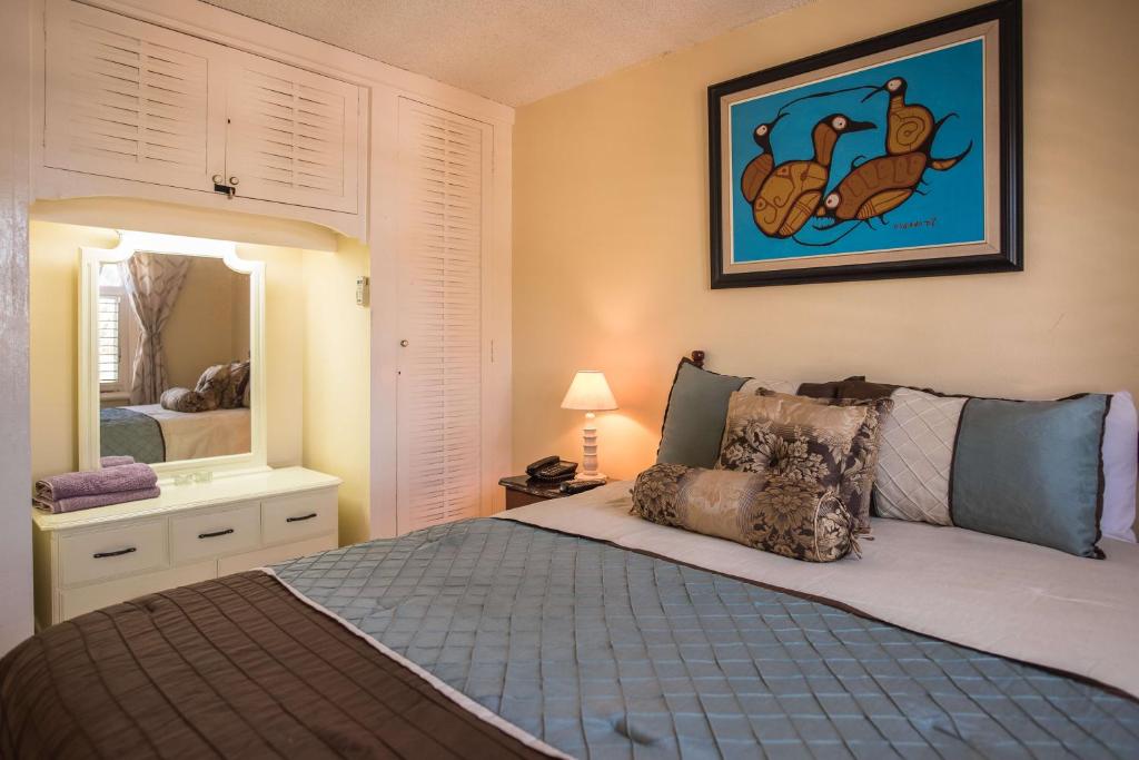 Natural Bliss Ocean View Suite At Sandcastles Beach Resort photo
