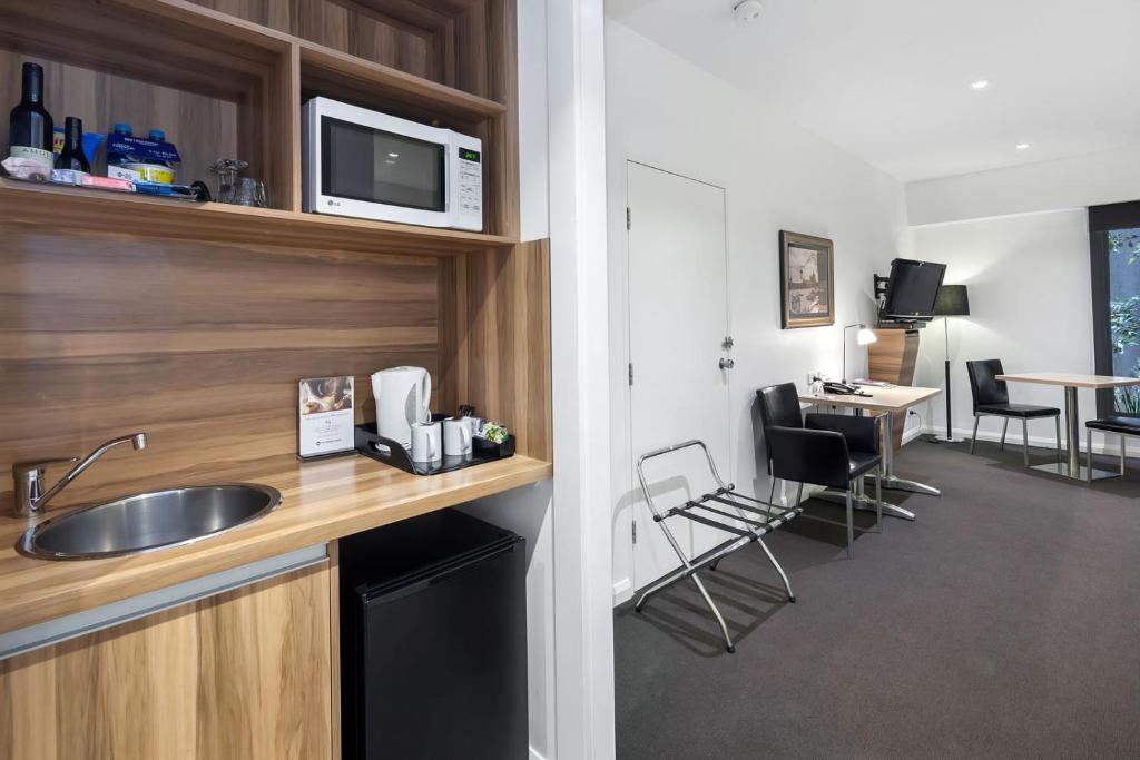 Best Western Plus Ballarat Suites Photo 3
