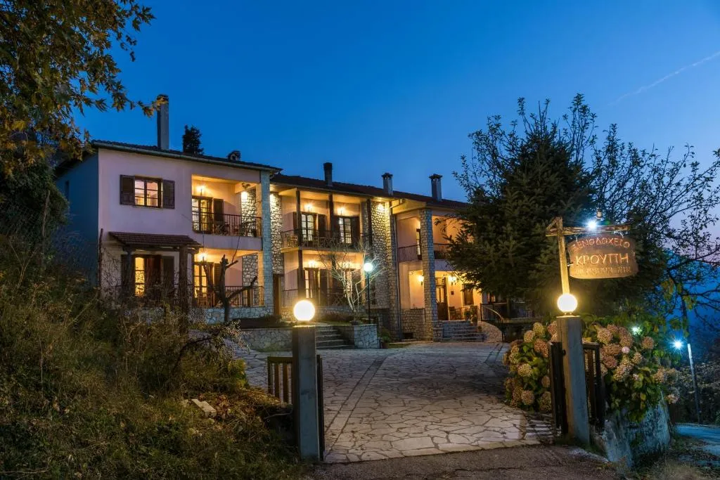 Hotel Kroupi, hotel in Elati Trikalon