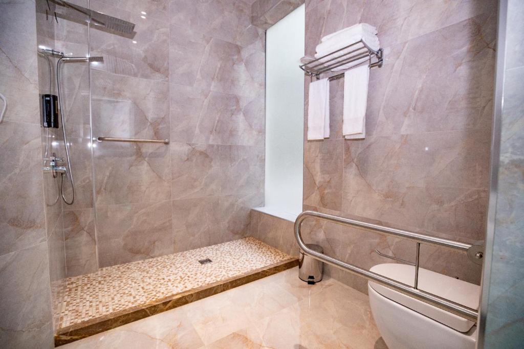 Metro Hotel Tirana photo