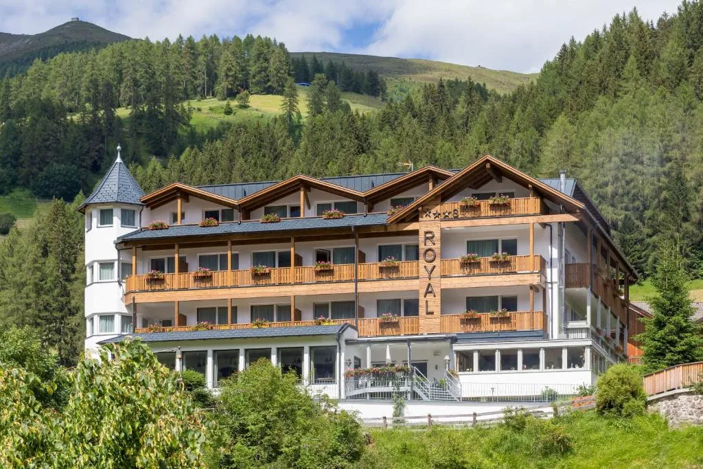 Hotel Royal, hotel in Sesto