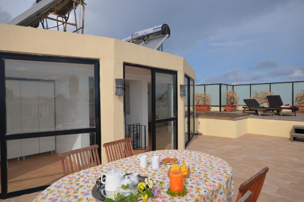 City Living Suite Tk 3 Rm 4 — Hotel in St. Julian's