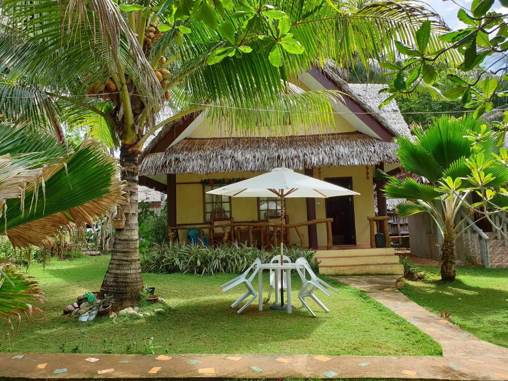 View, Isla de Paz Beach Resort in Siquijor Island