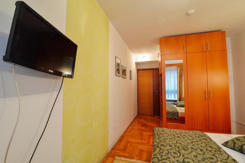 Hotel Mod - 4