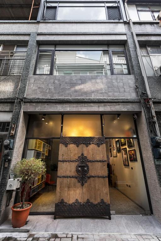 愛藝宿Art Space 臺南民宿編號287 包棟民宿 寵物友善 近臺南車站