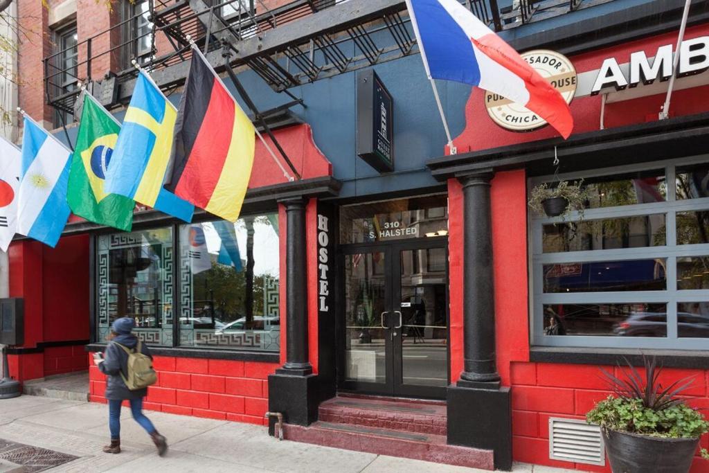 Chicago Parthenon Hostel, Chicago