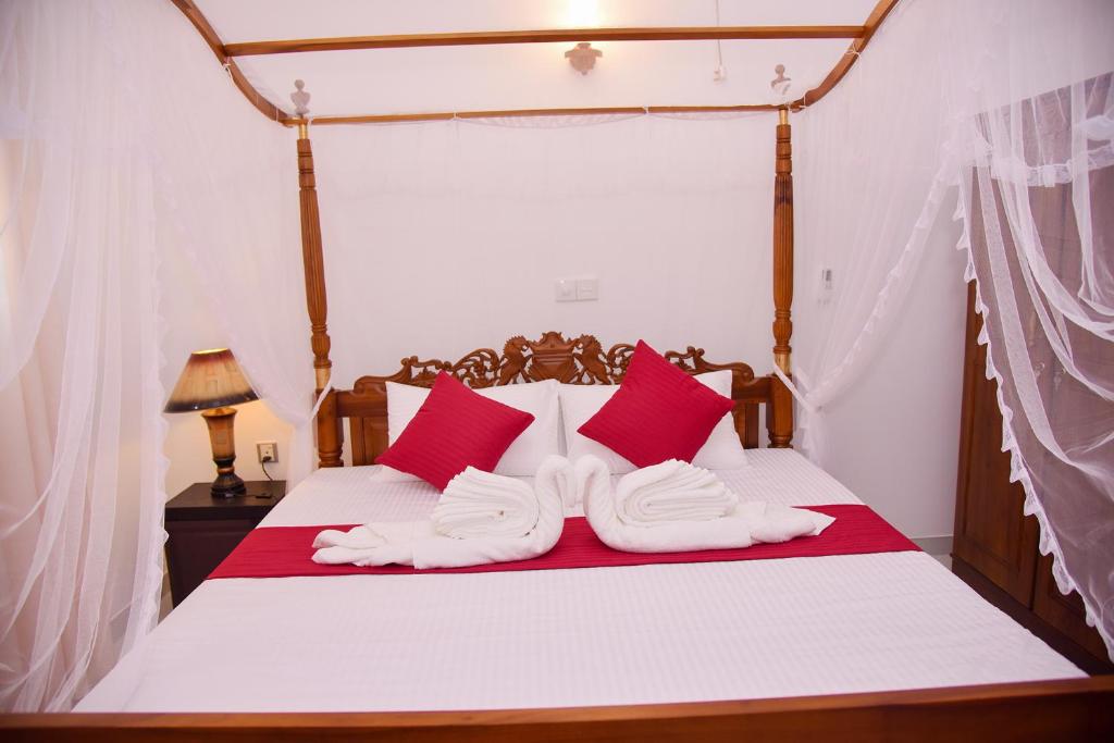 Movi Holiday Apartment — Hotel in Bentota