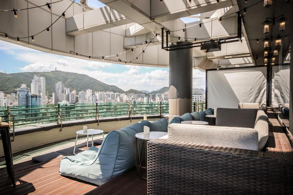 Exterior view, H Avenue Hotel Gwangalli branch in Busan