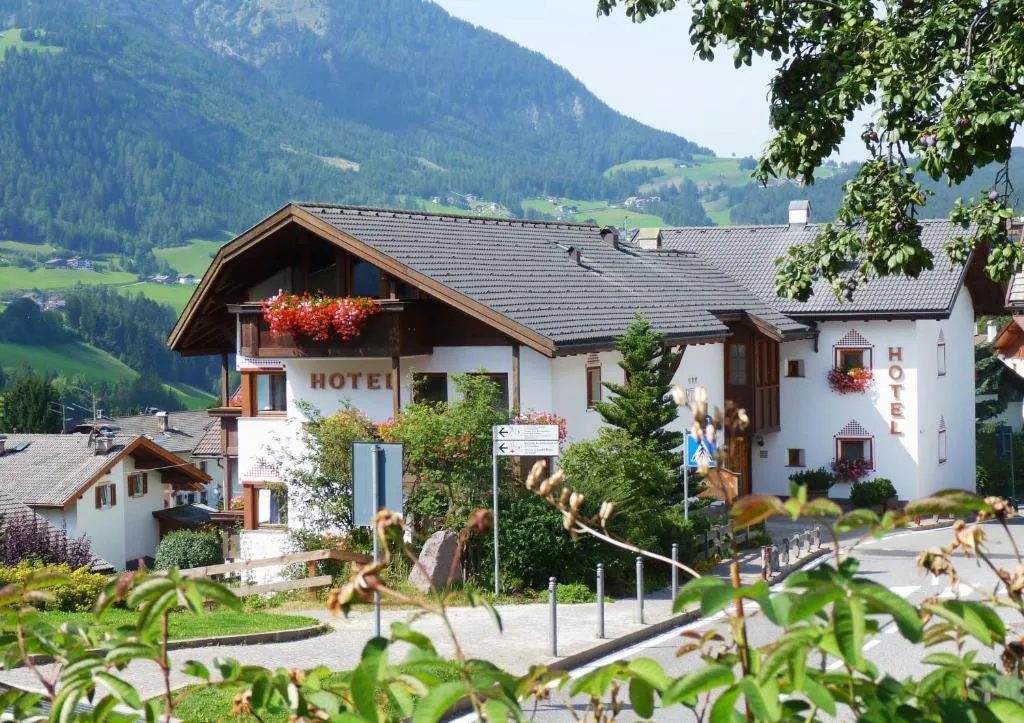 Hotel Fortuna, Hotel in St. Ulrich in Gröden