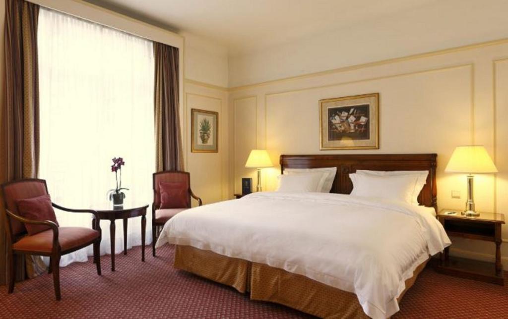Hotel Le Plaza Photo 14