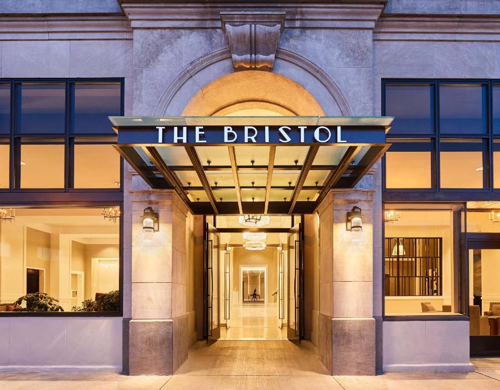 The Bristol Hotel — Hotel in Bristol (VA)