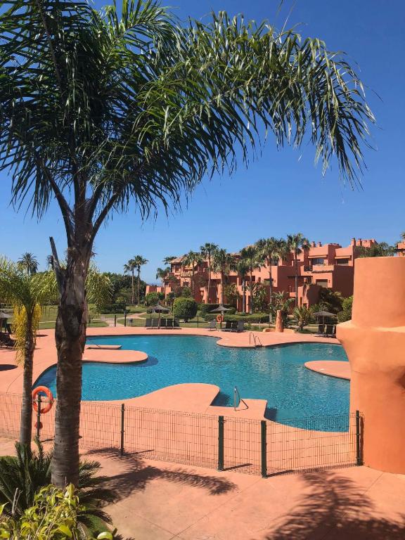 2256-Stunning groundfloor in luxury complex!, Estepona