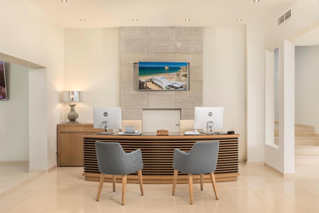 Caneiros Luxury House & Suites photo