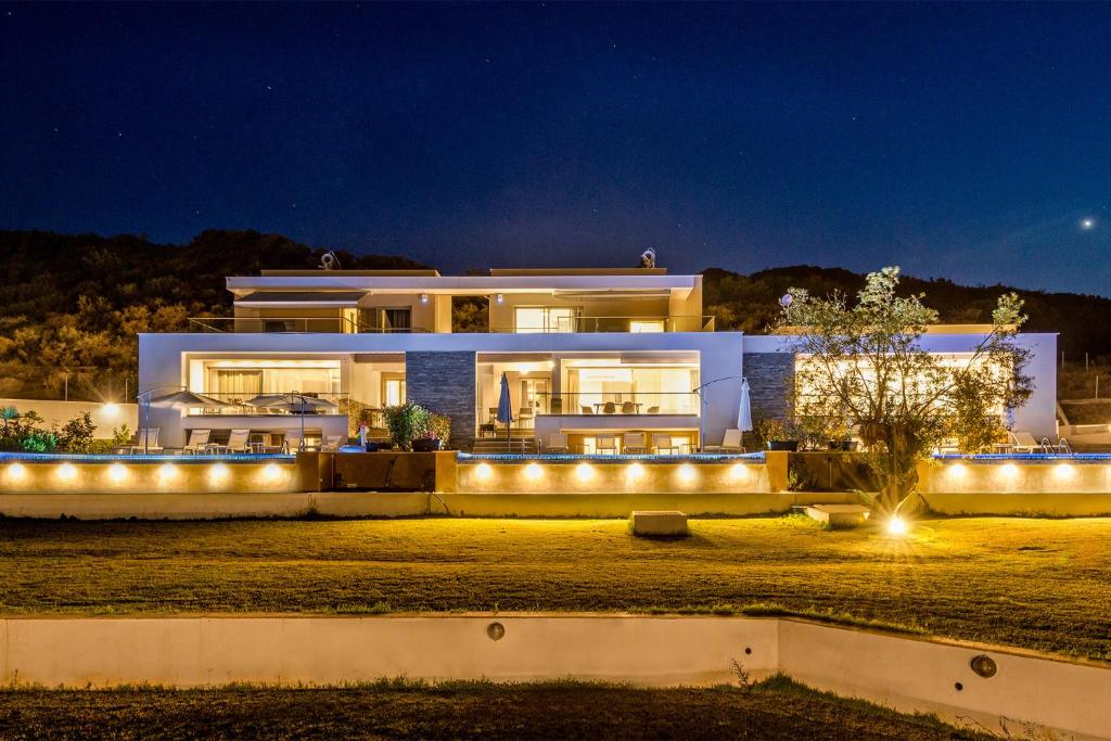 Afisia Villas — Hotel in Chalkidiki