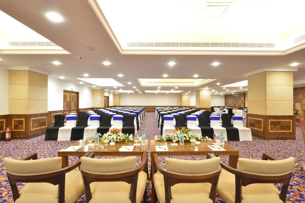 Highly rated by business travelers
