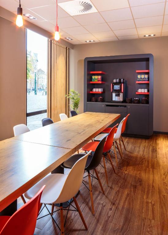 Ibis Hotel Brussels Centre Ste Catherine Photo 21