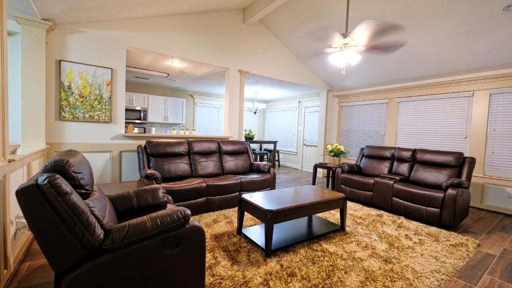 IAH, Humble, Woodlands, Spring, Cypress - Ambergate, Humble