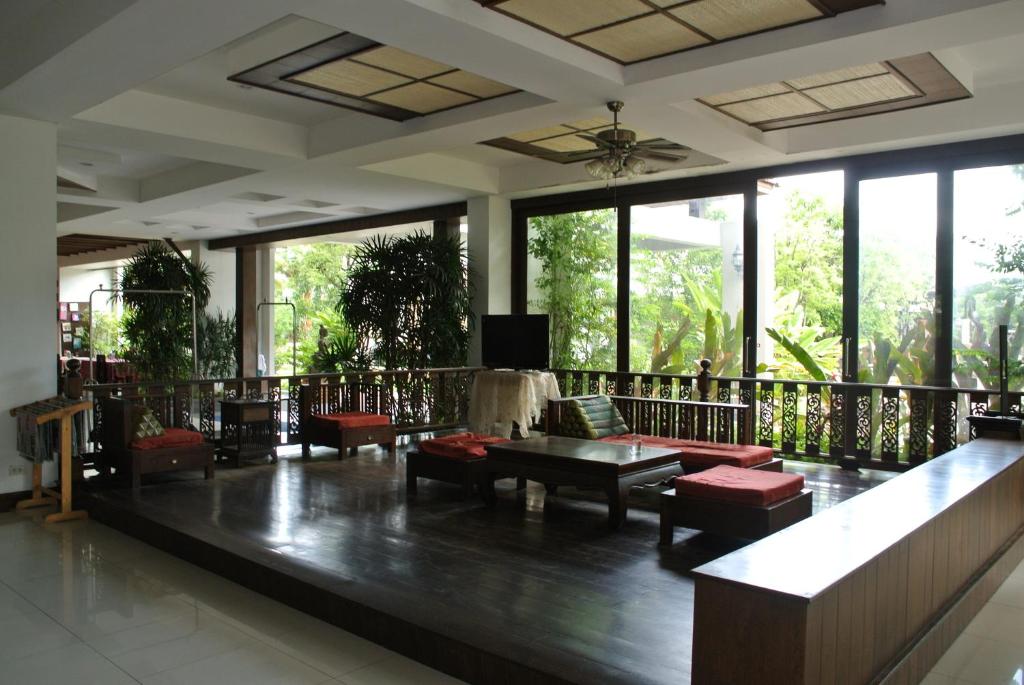 Facilities, Nana Buri Hotel in Chumphon