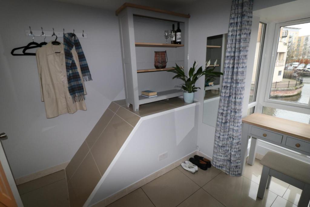Riverside Rooms photo