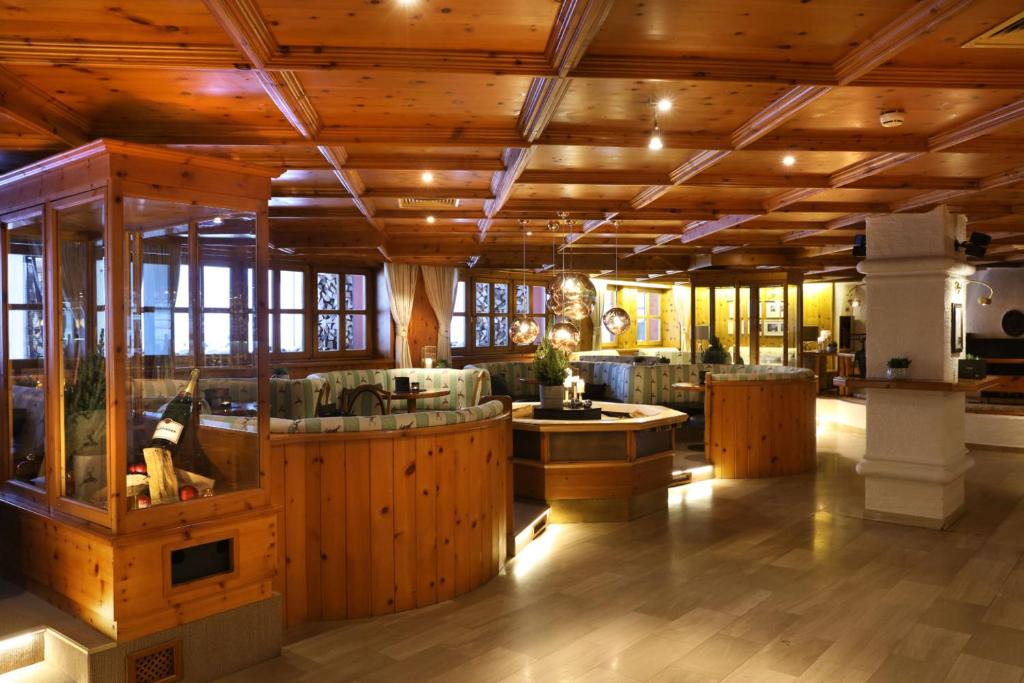 Bar/lounge