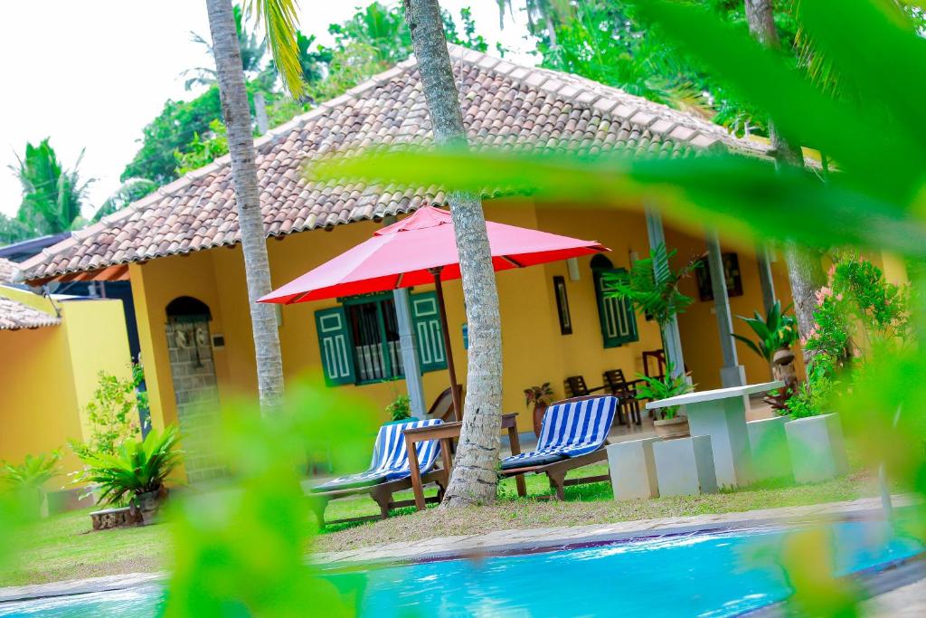 Kurumba Villas photo