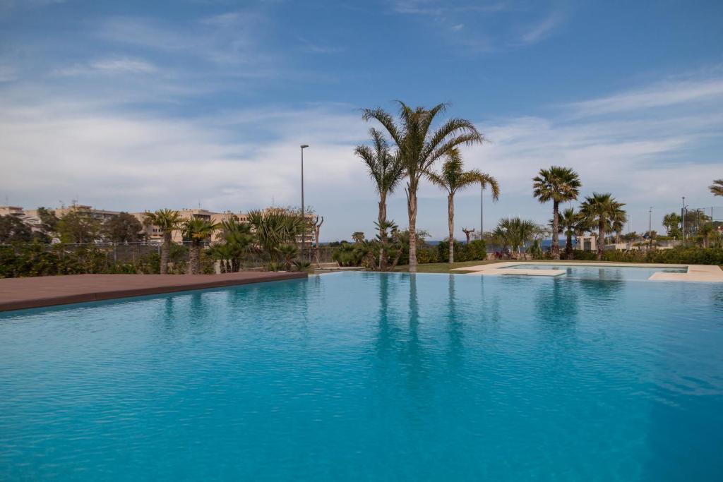 Apartment Vistamar II — Hotel in Torrevieja