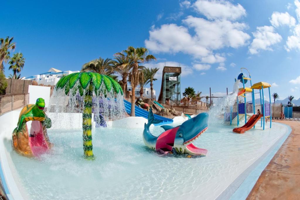 HL Paradise Island — Swimming pool in Playa Blanca, Canary Islands