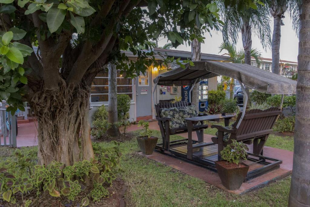 Richard's Motel Extended Stay photo