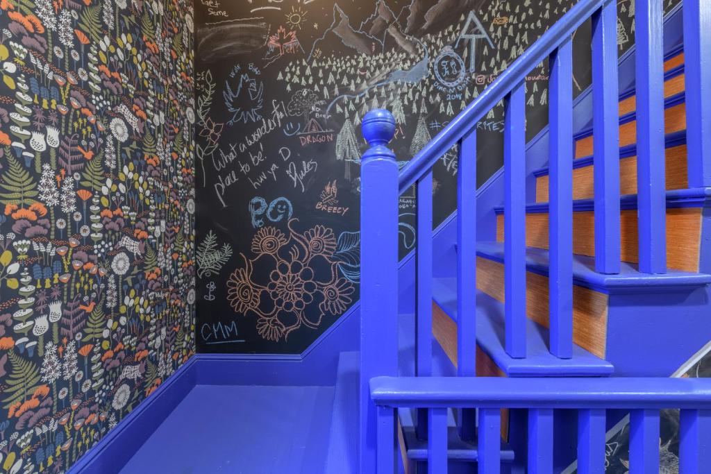 Black Elephant Hostel photo